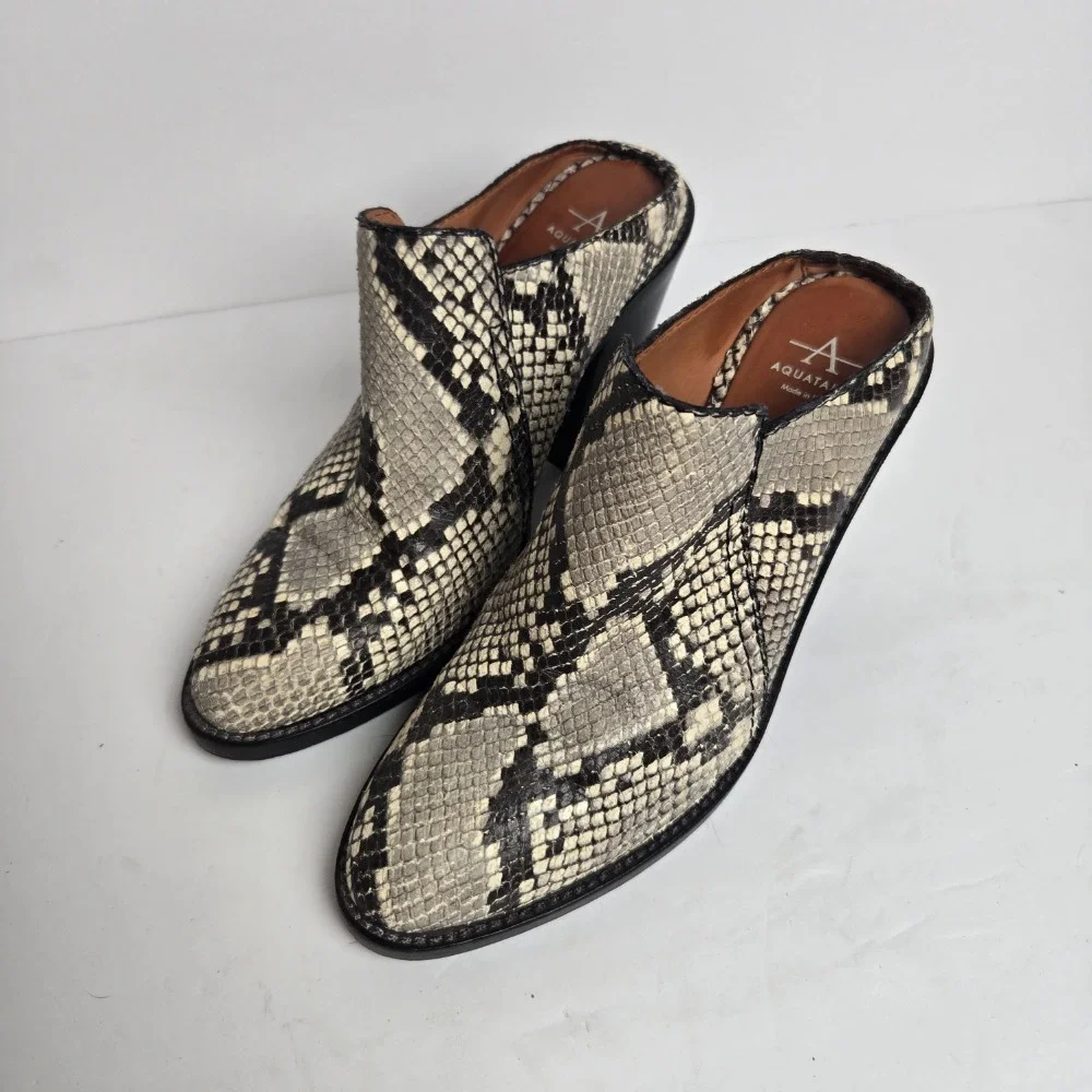 Aquatalia Women's Size 6.5 Leather Ivory Black Snakeskin Slip On‎ Heeled Booties